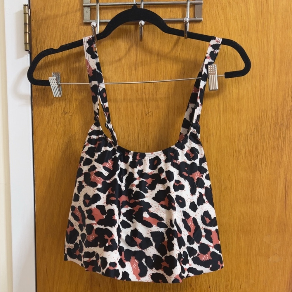 Swimsuit Top XXL Women Leopard Print Flounce Cropped Flowy Tankini NWT